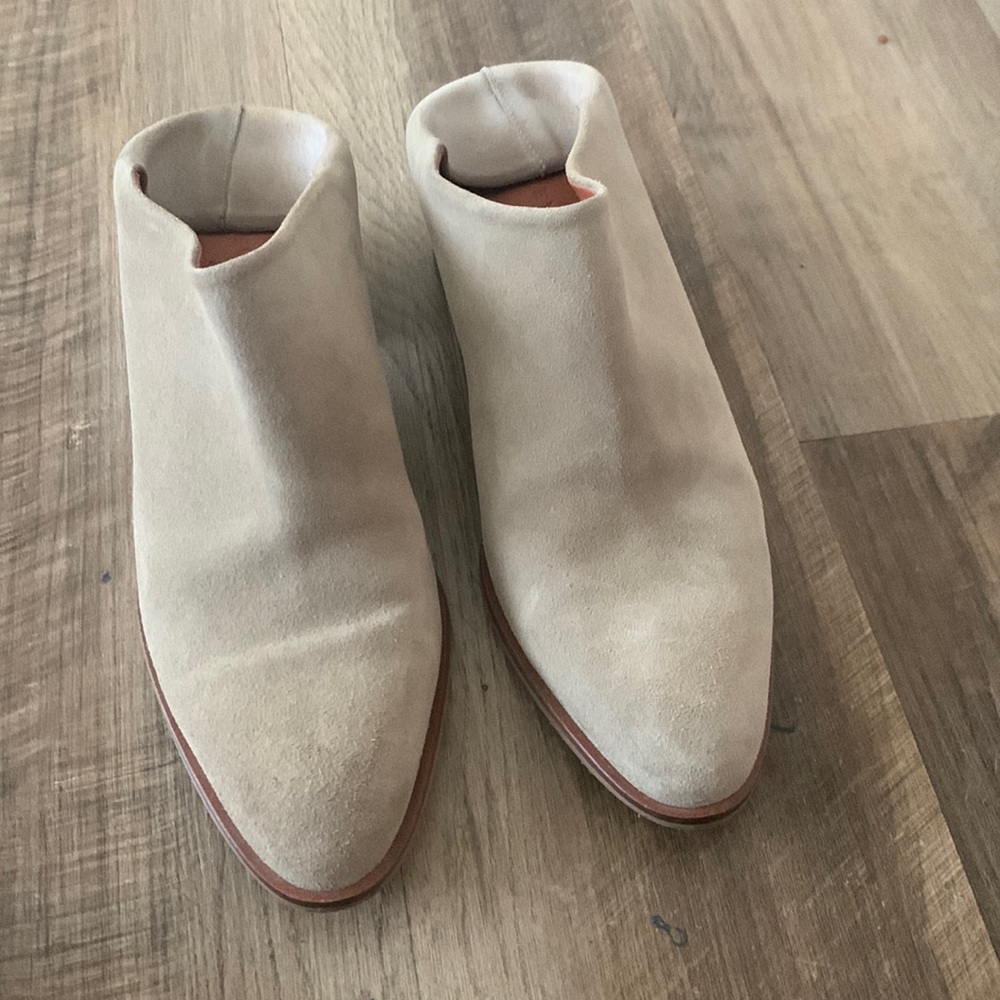 Everlane suede bootie